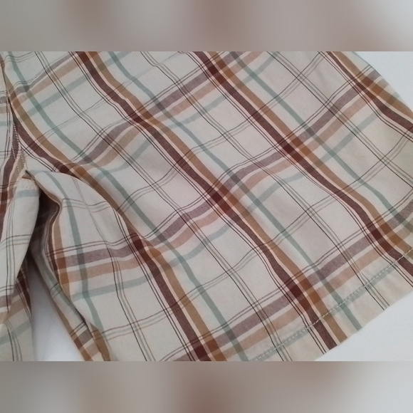Nwt DOCKERS Washed Khaki Men's Y2K Plaid Cream, Browns, And Teal Shorts - SZ 44 - Picture 2 of 4